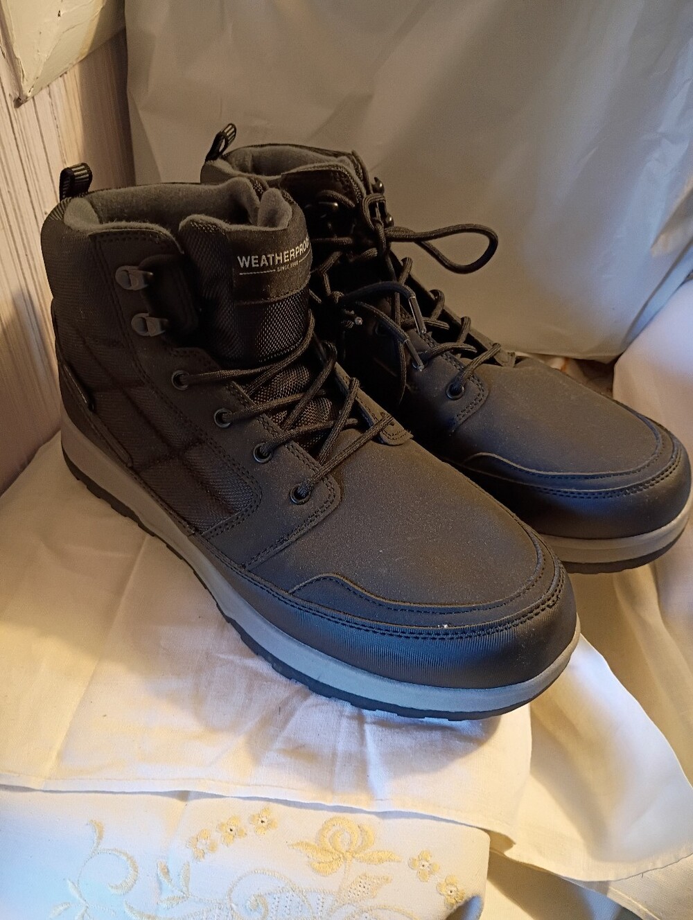 Weatherproof Jenkins Memory Foam Laceup Hiking Boot Black Men's Size 12